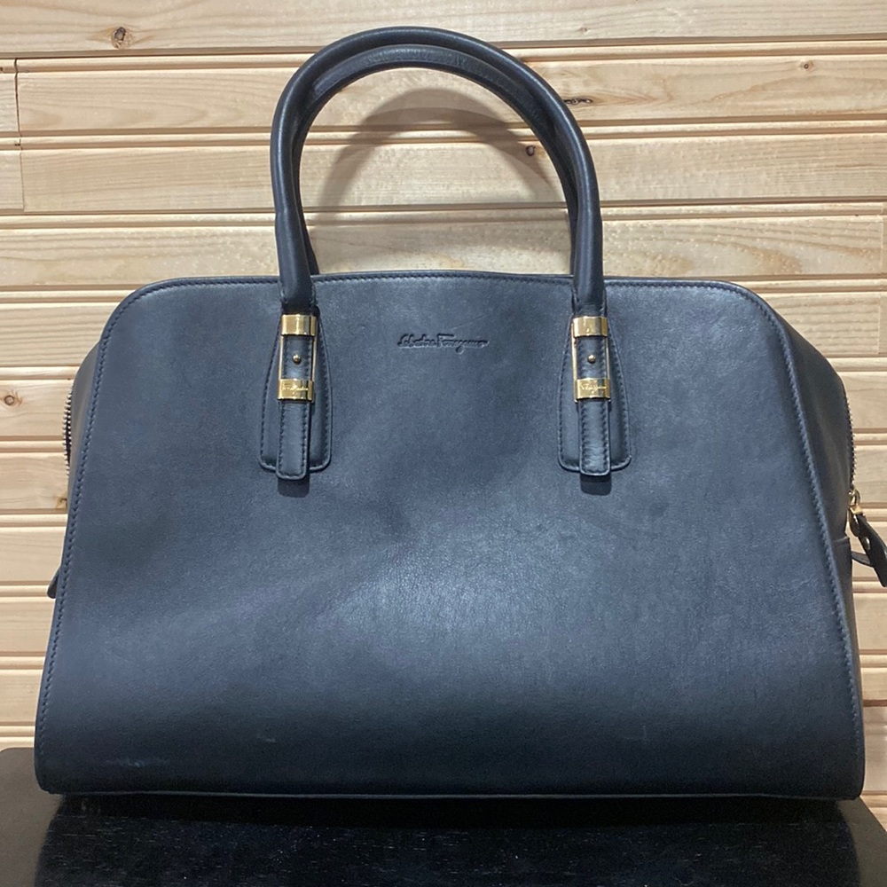Salvatore Ferrogamo handbag. Black calfskin “Emmy” tote, large. Red interior.